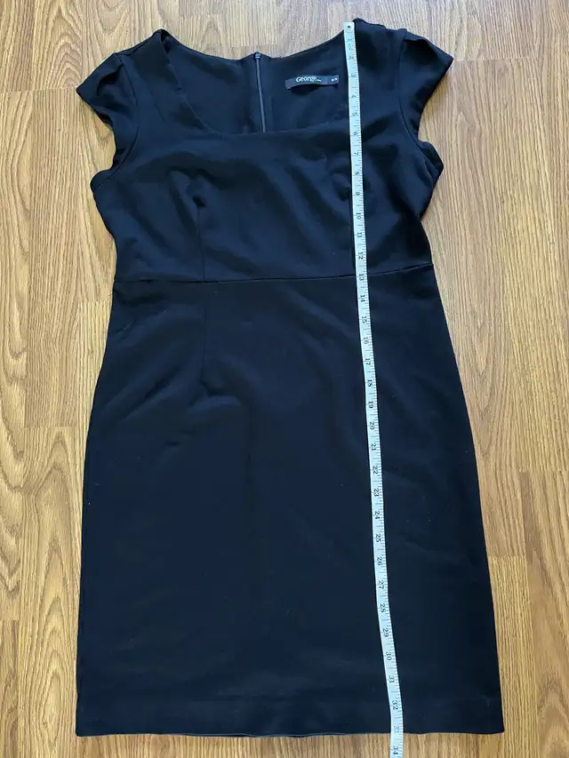 George women’s medium black dress, cap sleeves, stretchy in Women's - Dresses & Skirts in Oshawa / Durham Region - Image 8