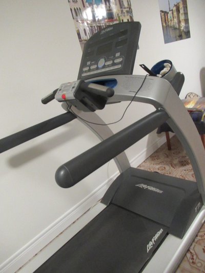 Treadmill Life Fitness  T-70, View more