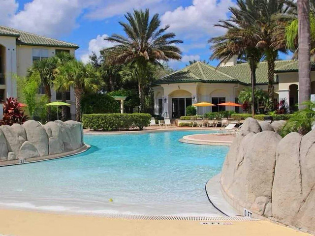 Florida Resort Style … minutes from Disney ! 2 pools! in Florida