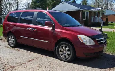 This vehicle is being sold "as is". V6 Engine