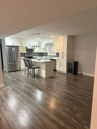 This stunning, recently renovated 3-bedroom basement suite in Langley offers modern living with prem...