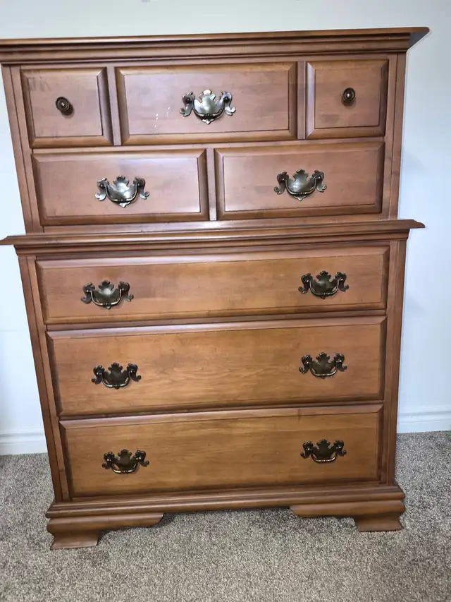 Antique Chest & Beautiful Quality Furniture Estate Collection in Dressers & Wardrobes in Brantford - Image 4