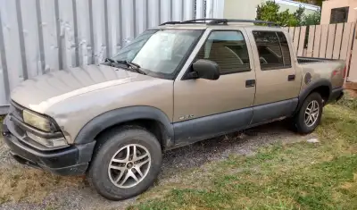 Asking $5500 OBO(no trades). 2002 Chevy S10 crew cab pickup with 4x4. Automatic -V6 . A great truck...