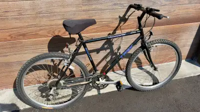Trek 800 Sport Mountain Bike - Black, View more