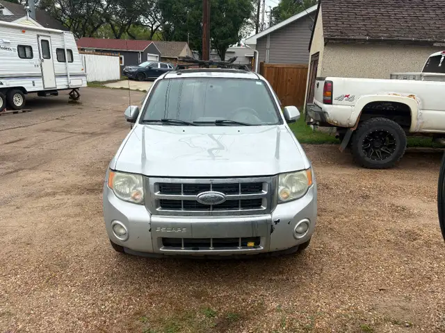 2008 Ford escape580120324866713606