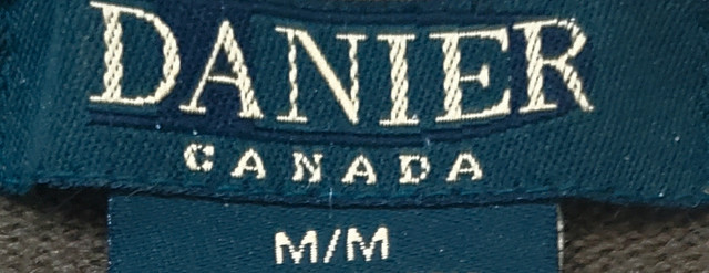 "DANIER CANADA" LONG SLEEVE SWEATER in Women's - Tops & Outerwear in Calgary - Image 3
