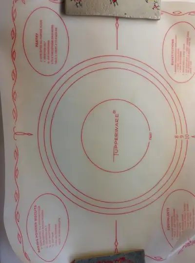 Pastry Mat Tupperware, View more