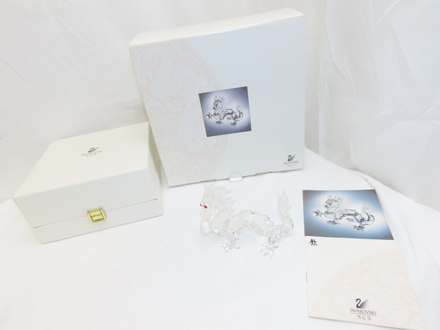 SWAROVSKI CRYSTAL 1997 Annual Edition ~ DRAGON ~ MINT CONDITION! in Arts & Collectibles in Thunder Bay - Image 3