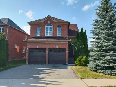 Richmond Hill House (Good Schools) 4 Bed 3 Bath For Lease