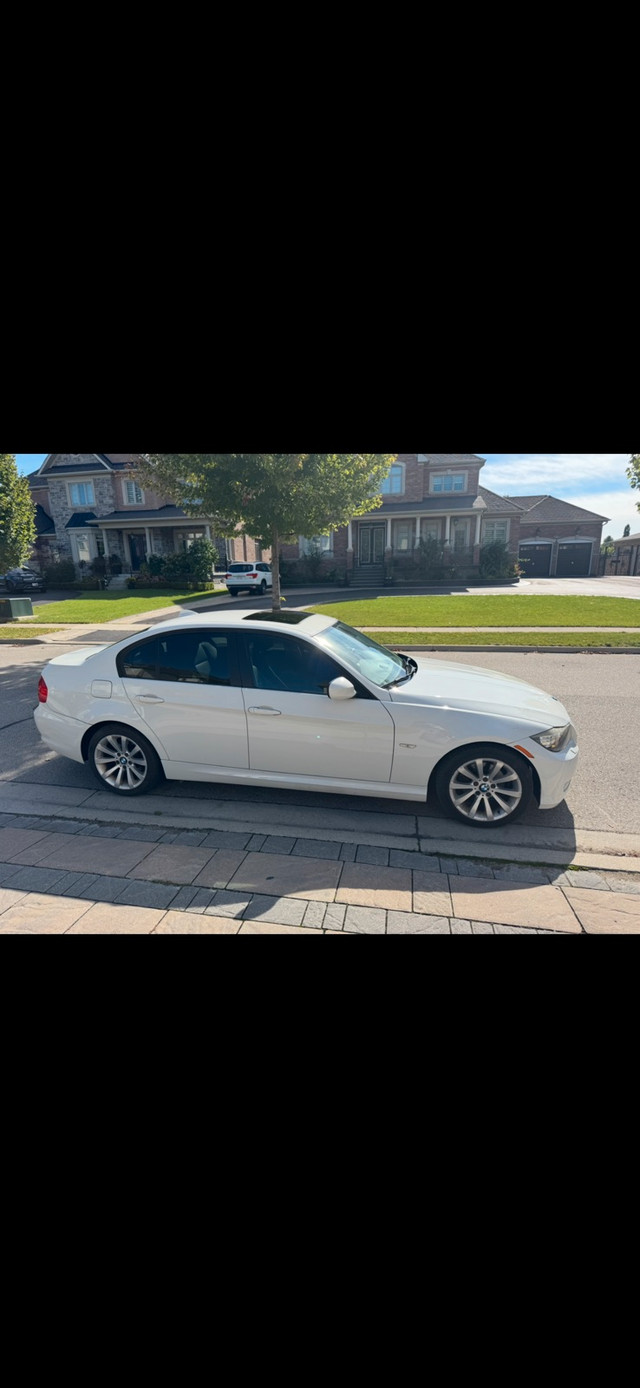 BMW 2011  328i in Cars & Trucks in City of Toronto - Image 2
