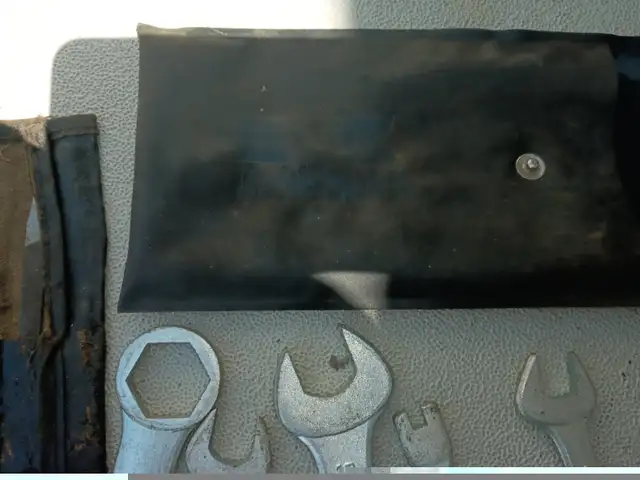 Vintage kawasaki bike tool kit in Hand Tools in Windsor Region - Image 3