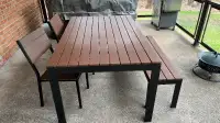 Ensemble table et chaises/banc pour patio