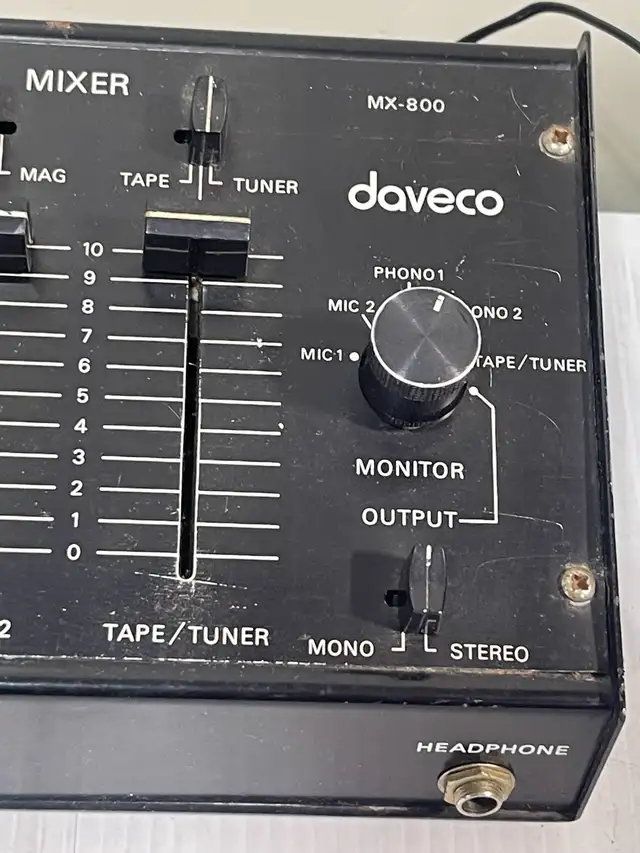Daveco MX-800 Mixer in Performance & DJ Equipment in City of Montréal - Image 6