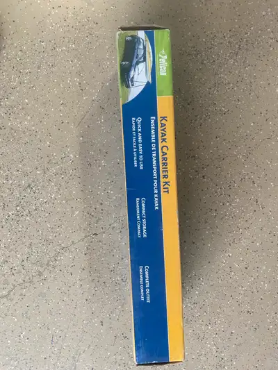 Procurez-vous ce kit de transport de kayak Pélican, conçu pour rendre le transport de votre kayak su...
