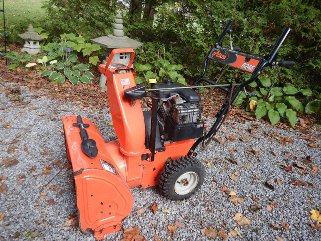 Snowblower, Ariens 24" 6 HP in Snowblowers in St. Catharines - Image 4