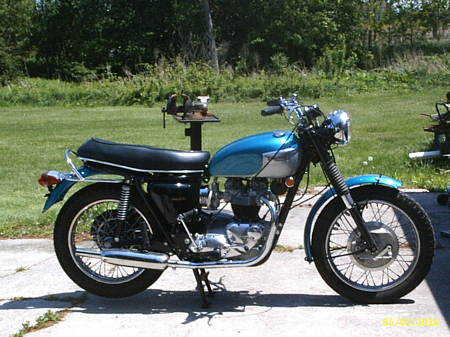 1970 Triumph Tiger 650 in Street, Cruisers & Choppers in Grand Bend