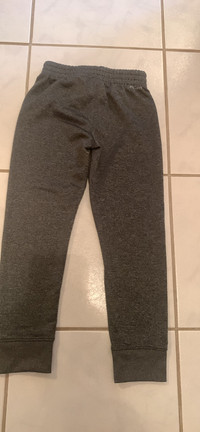 Jordan kids sweatpants -size 6-7 years