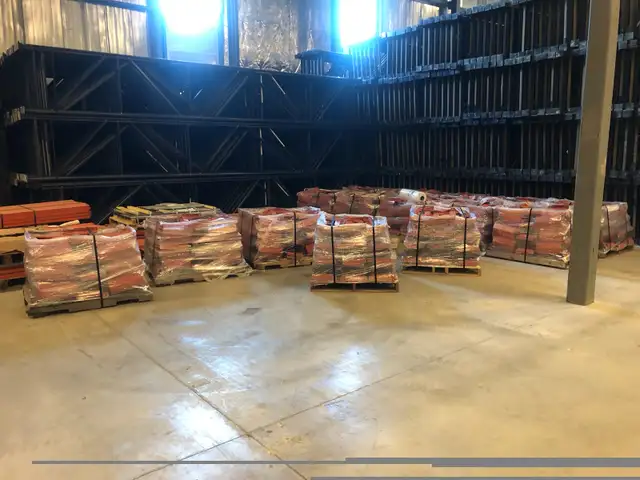 REDUCED TO CLEAR. PALLET RACKING in Industrial Shelving & Racking in Oakville / Halton Region - Image 9