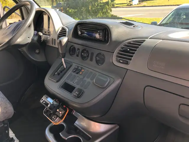 2006 Winnebago View in RVs & Motorhomes in Granby - Image 4