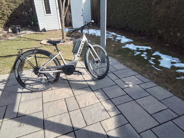 Velo electrique Trek Verve 2.  XSmall dans Vélos électriques  à Longueuil/Rive Sud - Image 3