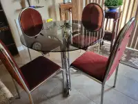 Round Glass Top Table with 4 Chairs
