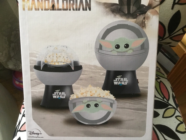 Star Wars popcorn maker (new in box) in Toasters & Toaster Ovens in La Ronge - Image 4