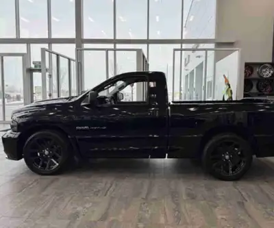 2004 Dodge Ram SRT-10 SRT-10 PREMIUM SOUND SYSTEM 8.3 Viper V10 500 HP KEYLESS ENTRY Gas V10 8.3L/50...