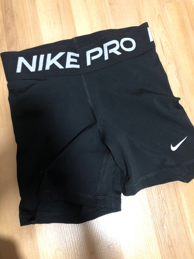 Nike Pro Shorts in Women's - Bottoms in Gatineau