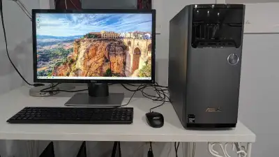 Asus M32 Windows 10 Desktop, View more