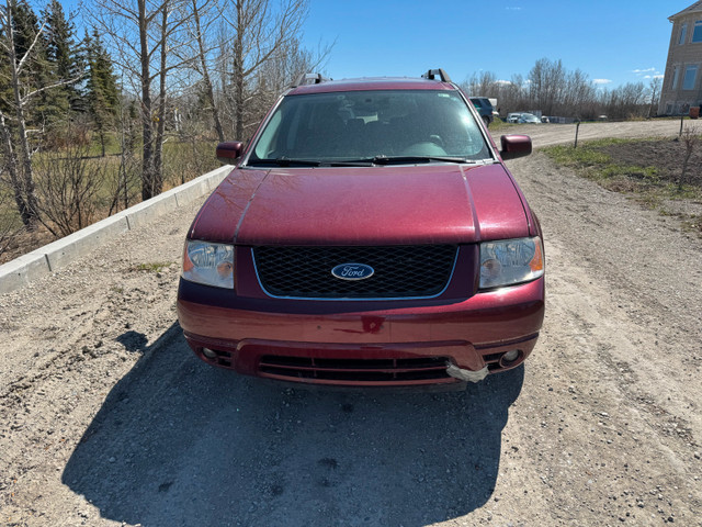 2005 Ford Freestyle Limited in Cars & Trucks in Calgary - Image 2
