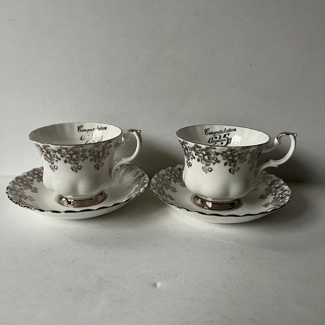 Vintage Royal Albert Bone China 25th Anniversary Tea Cups in Arts & Collectibles in Oshawa / Durham Region
