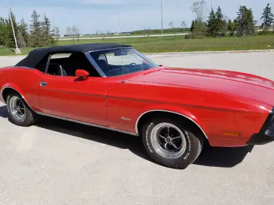 Very original Mustang with a matching numbers 302 engine. Runs great and has a black top in perfect...