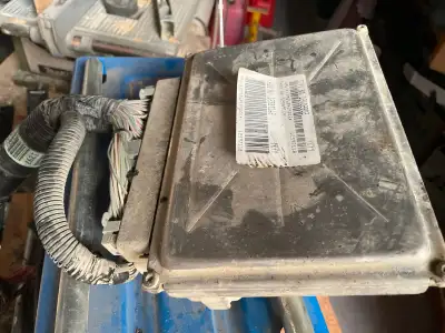 2007 Chevy engine and transmission wiring harness. 4l80 transmission 6l motor 4x4 Including ecm