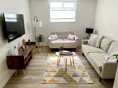 Furnished and all inclusive 2 bedroom near General Hospital
