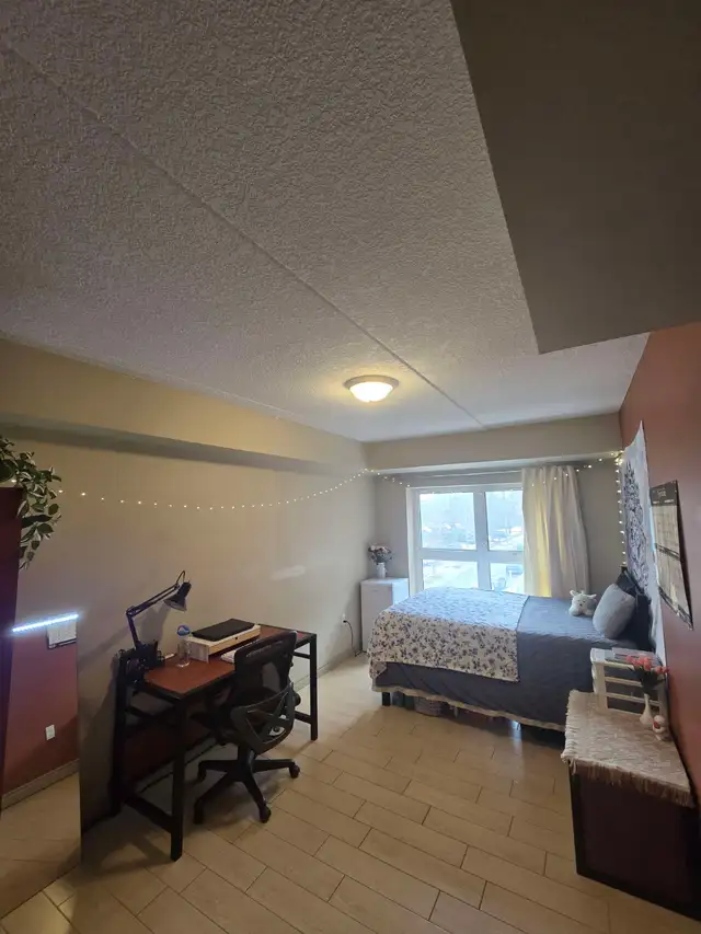 Large Room for Spring Sublet Waterloo (May- August)!! in Room Rentals & Roommates in Kitchener / Waterloo - Image 3