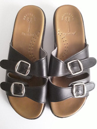 black sandal size 5