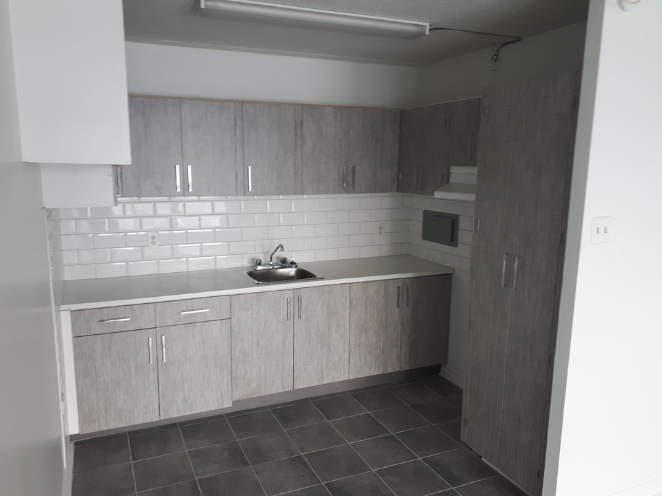 Très Bel Appartement 3 1/2 à Louer - Boul. Des Sources - DDO 5