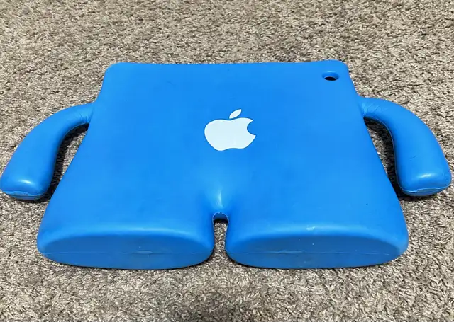 Holder for Ipad542070192829245441