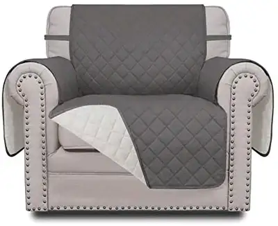 Selling set of 3 pieces for only $90 Easy-Going: -3 seater Sofa AND 2 single chairs covers -Quilted...