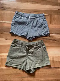 Girls size 14 shorts