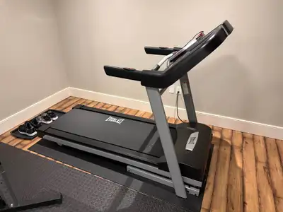 Everlast Folding Treadmill AT91, View more