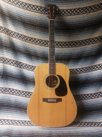 Rider (Hayashi) R-600D acoustic guitar Made in Japan.