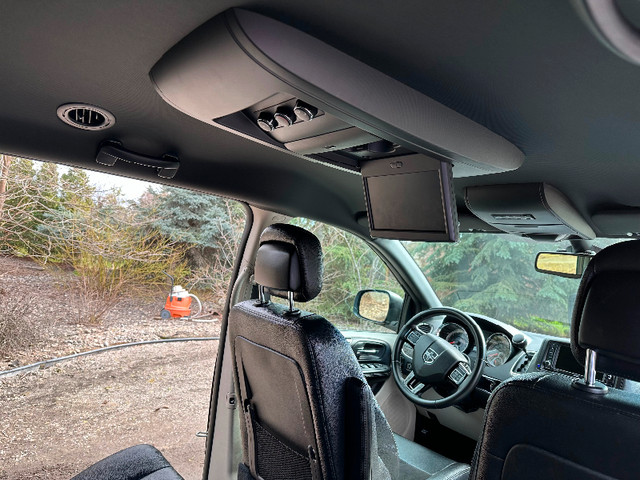 2019 dodge grand caravan SXT in Cars & Trucks in Vernon - Image 3