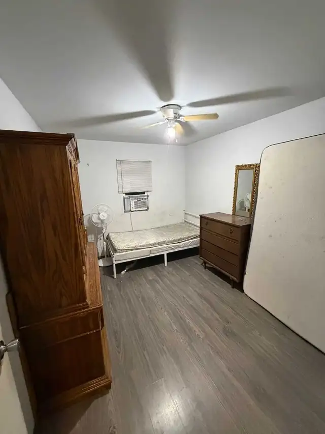 ROOMS AVAILABLE IN WINDSOR 415733896991877121