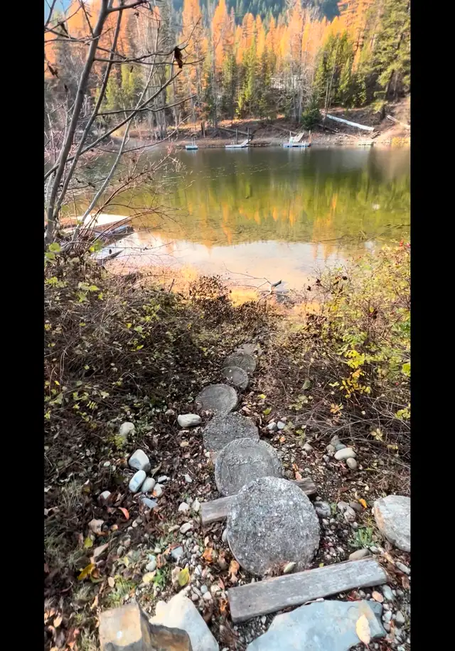 PERMANENT RV PROPERTY FOR SALE AT MOYIE LAKE BC in Houses for Sale in Cranbrook - Image 10