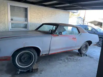 This is a numbers matching project. Was driving when parked. Good floor and trunk pans. Price is $25...