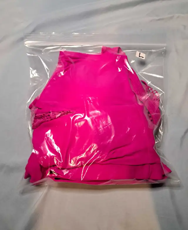 NEW Magenta Pink Lace 2pc Tankini Swimsuit w/Boy Shorts in Women's - Other in Edmonton - Image 11