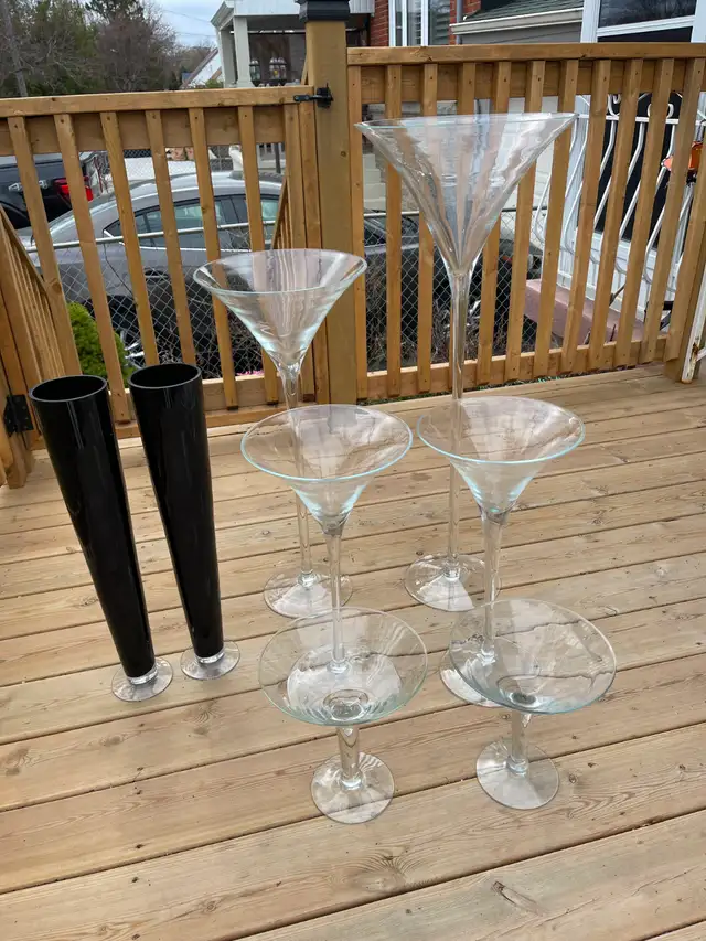 Wedding Vases-Martini Glasses- Card Chest- Marriage Cert Holder in Other in City of Toronto - Image 7