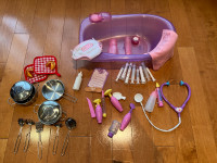 Pretend play (kitchen, doctor, bedroom)