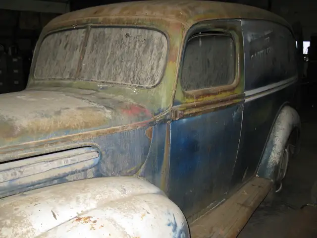 1947 Mercury 1/2 Ton Panel Truck in Classic Cars in Edmonton - Image 3